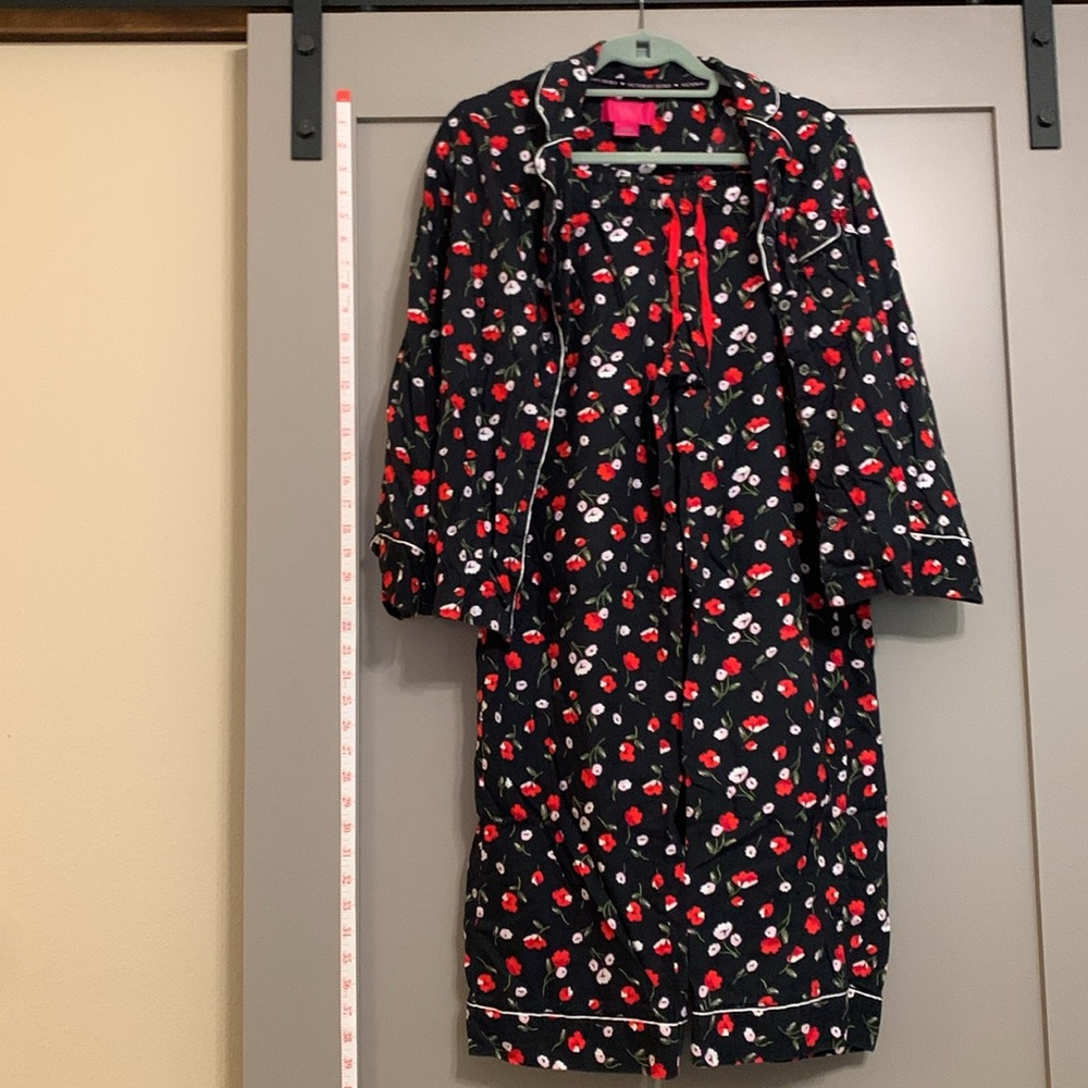 Victoria’s Secret Floral Navy Pajama Long Sleeve Button Down Set 100% Cotton XS